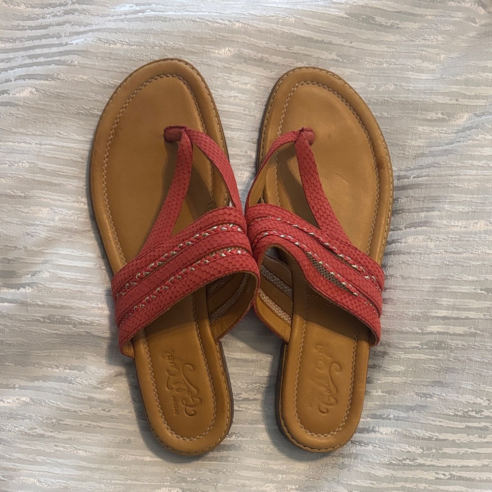 Sperry Coral Pink Sandals size 9.5 - LIKE NEW